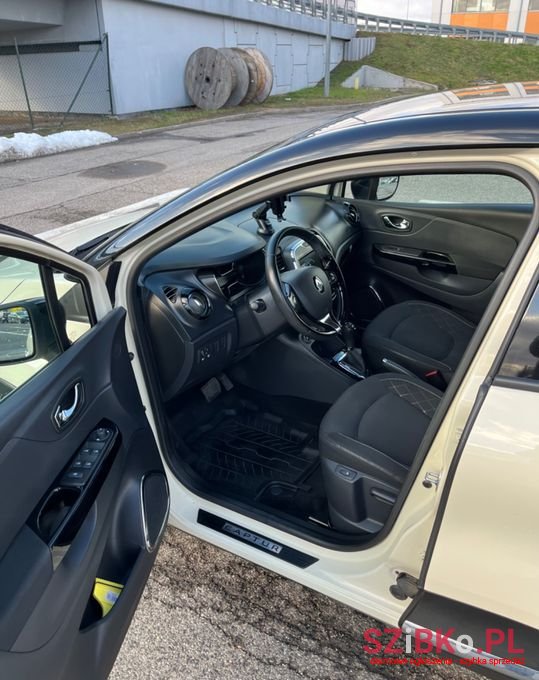 2013' Renault Captur photo #6