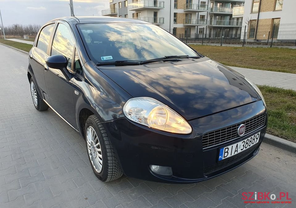 2008' Fiat Grande Punto photo #3