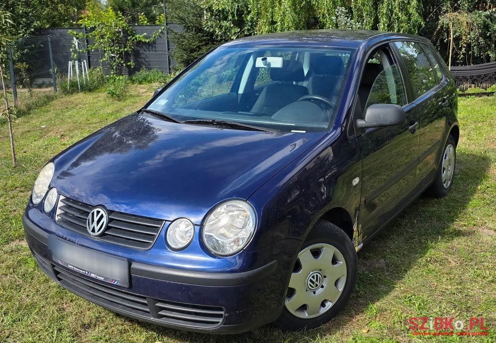 2004' Volkswagen Polo 1.2 Comfortline photo #2