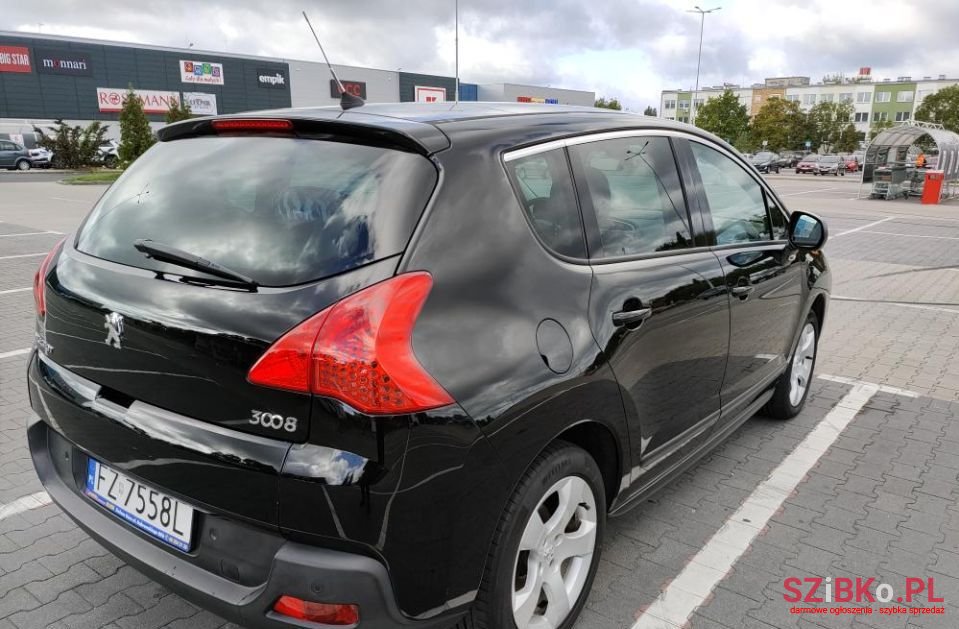 2011' Peugeot 3008 photo #3