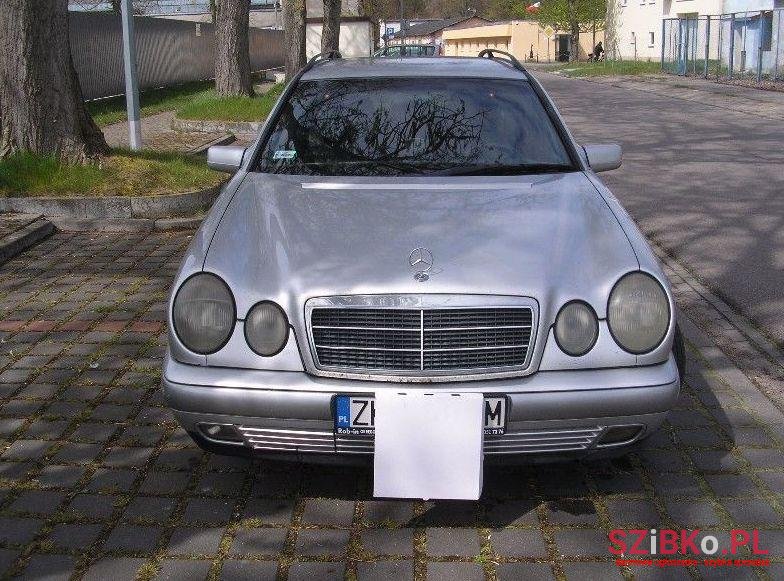 1998' Mercedes-Benz Klasa E photo #2