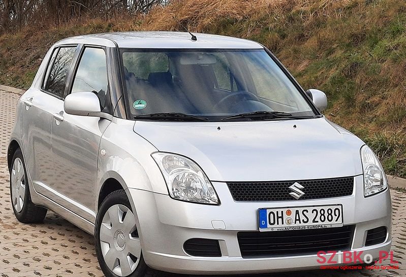 2006' Suzuki Swift photo #1