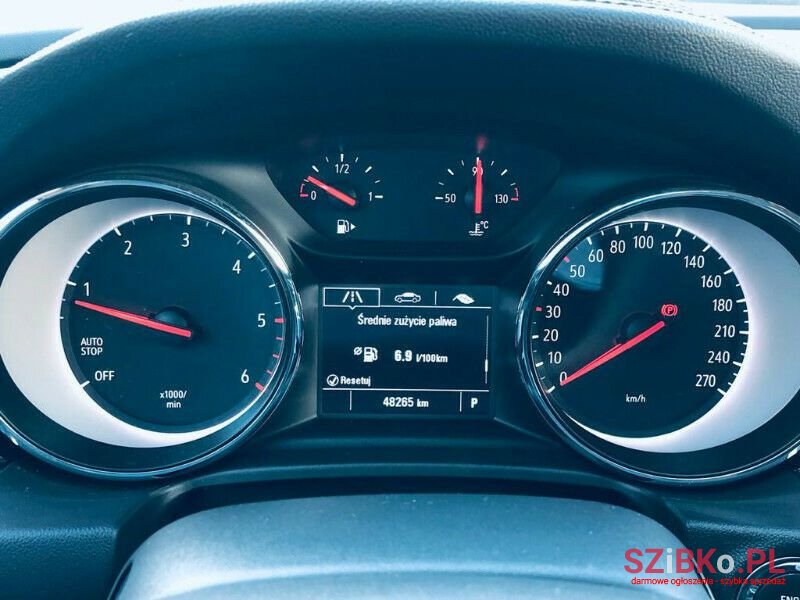 2019' Opel Insignia photo #5