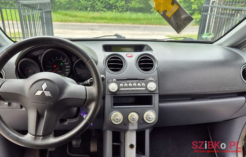2008' Mitsubishi Colt 1.5 Di-D Motion Plus photo #5