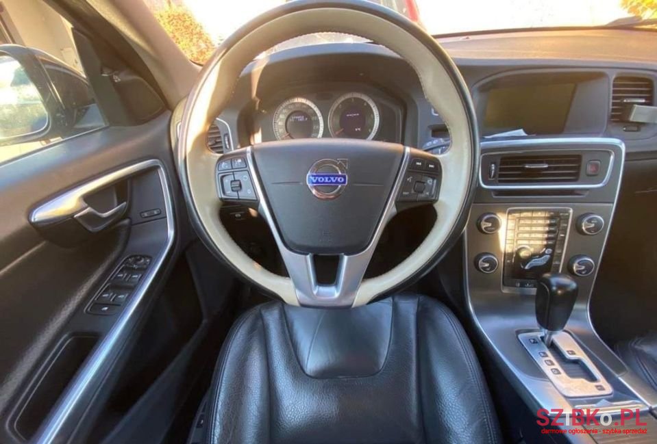 2010' Volvo V60 photo #4