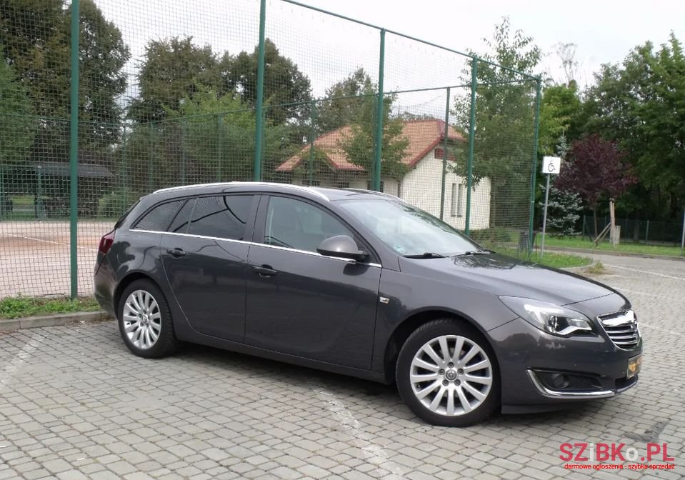 2014' Opel Insignia photo #4
