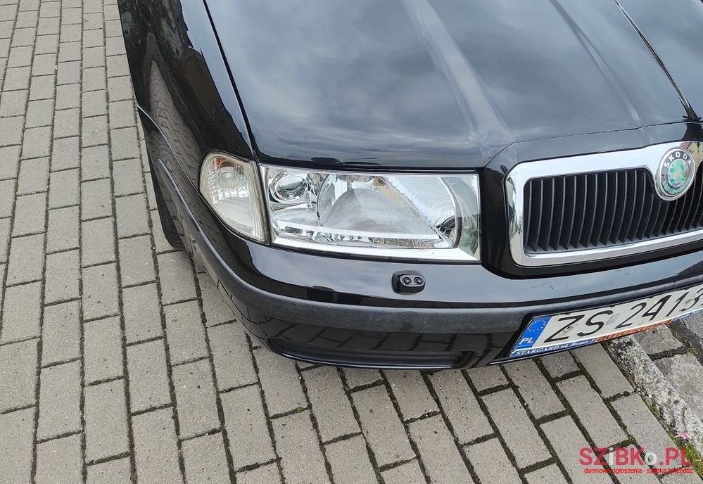 2002' Skoda Octavia 1.9 Tdi Elegance photo #2