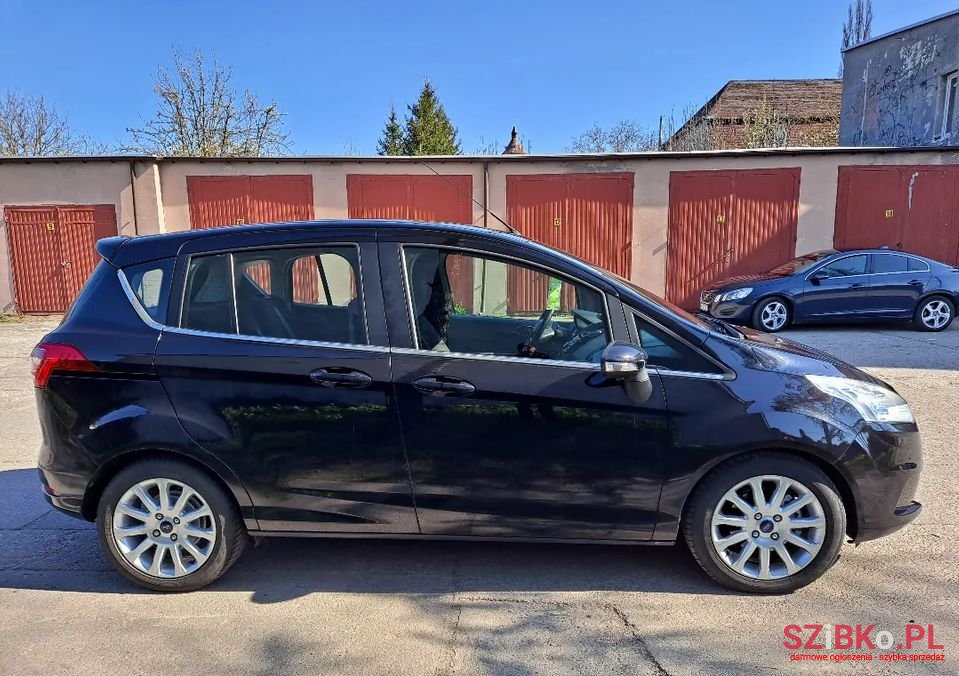 2013' Ford B-MAX photo #5