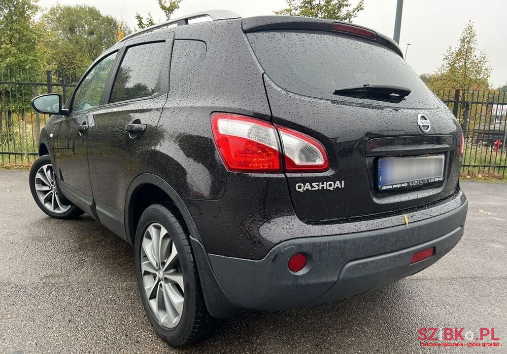 2010' Nissan Qashqai 2.0 Tekna Cvt photo #3
