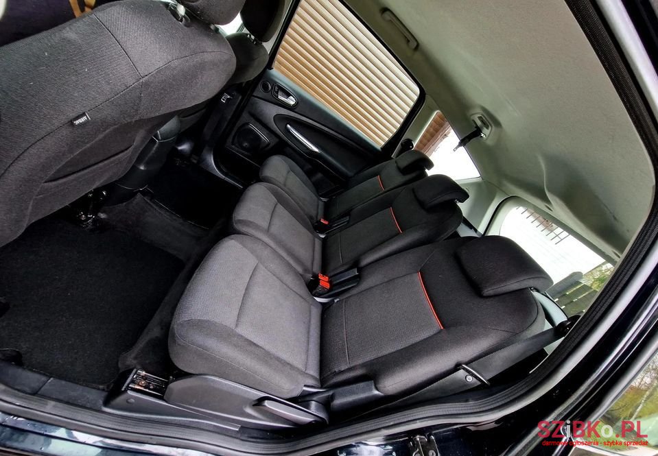 2008' Ford S-Max photo #6