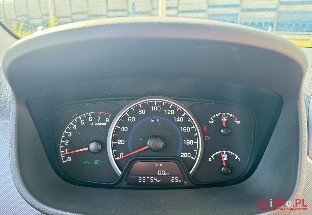 2019' Hyundai i10 photo #2