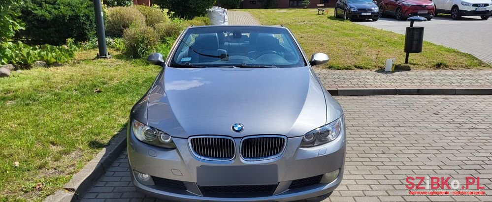 2008' BMW 3 Series photo #3