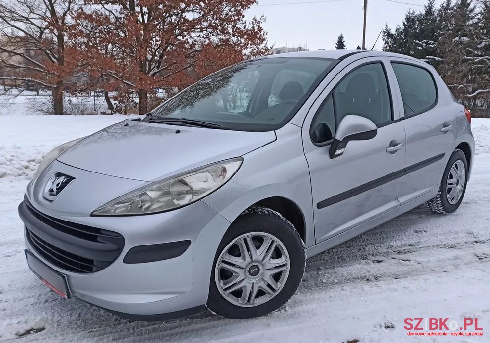 2009' Peugeot 207 photo #4