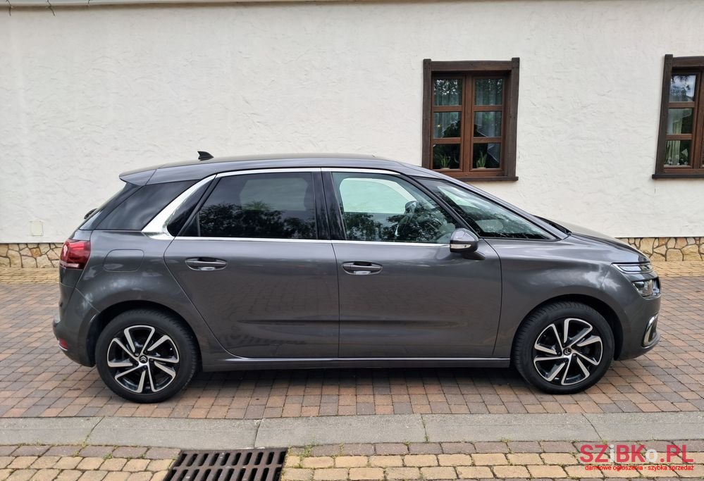 2018' Citroen SpaceTourer 1.6 Bluehdi Xs Shine photo #2