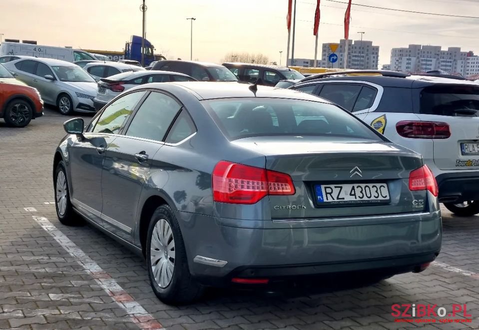 2009' Citroen C5 photo #5