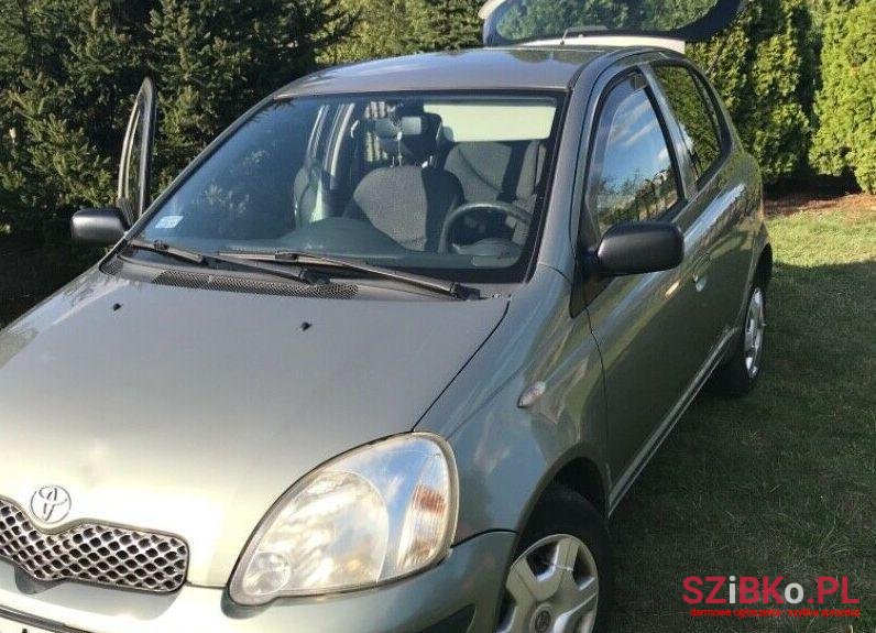2003' Toyota Yaris photo #1
