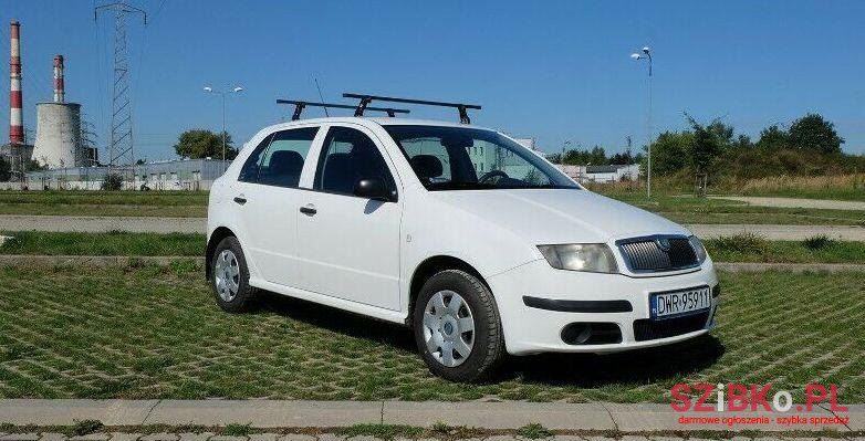 2006' Skoda Fabia photo #1