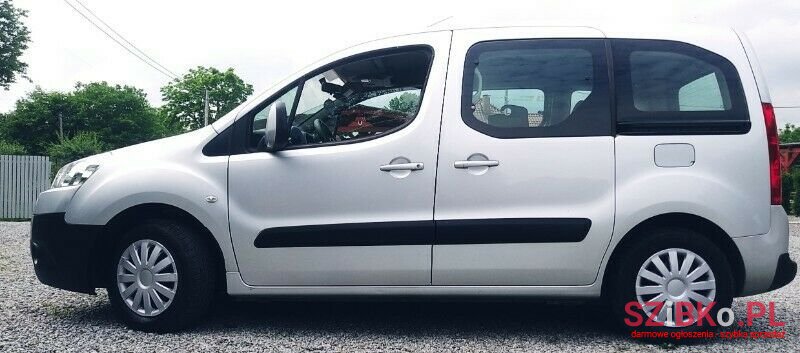 2008' Peugeot Partner photo #4