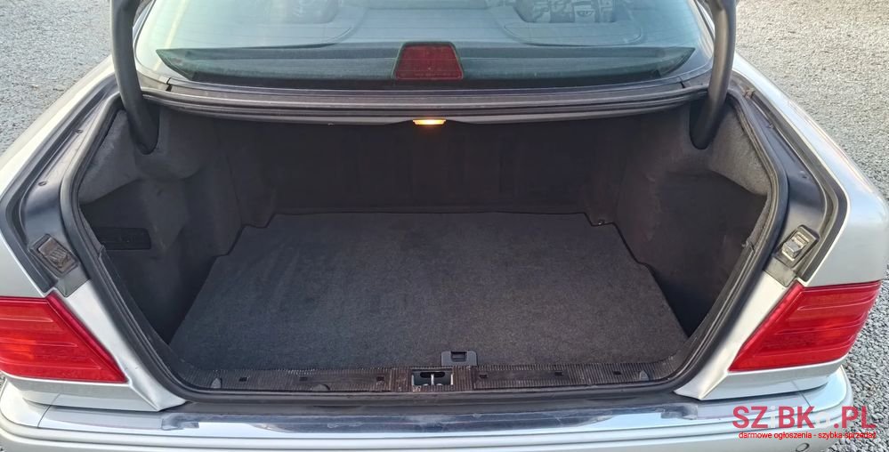 1996' Mercedes-Benz E-Class photo #6