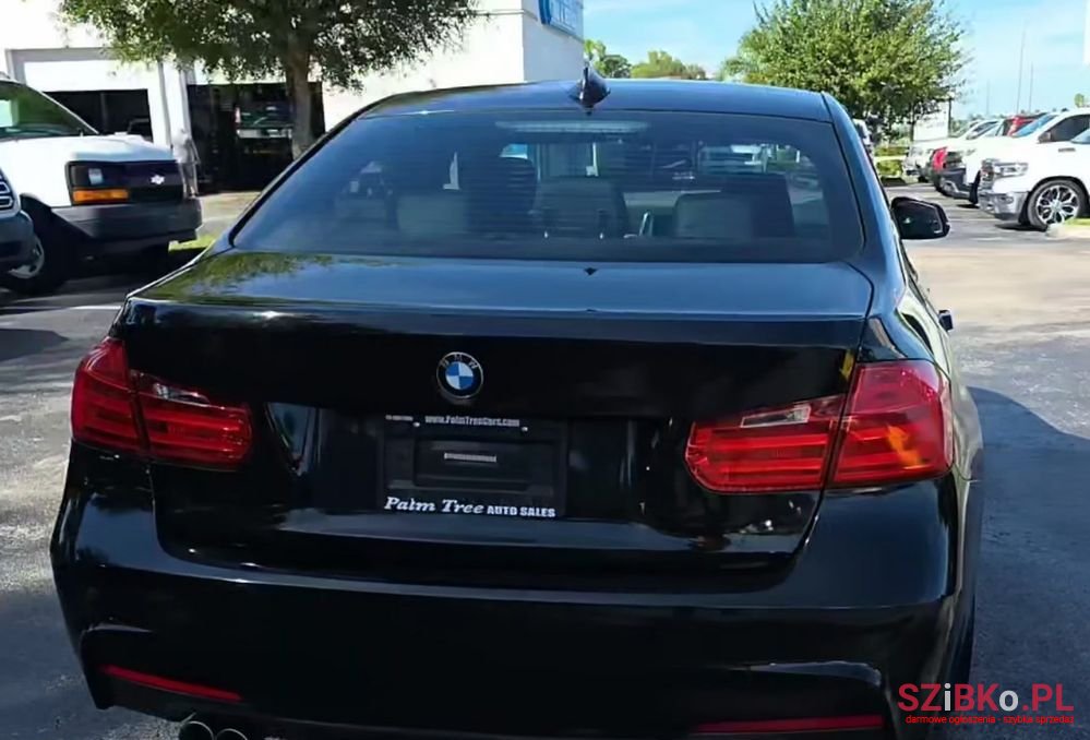 2014' BMW 3 Series photo #2