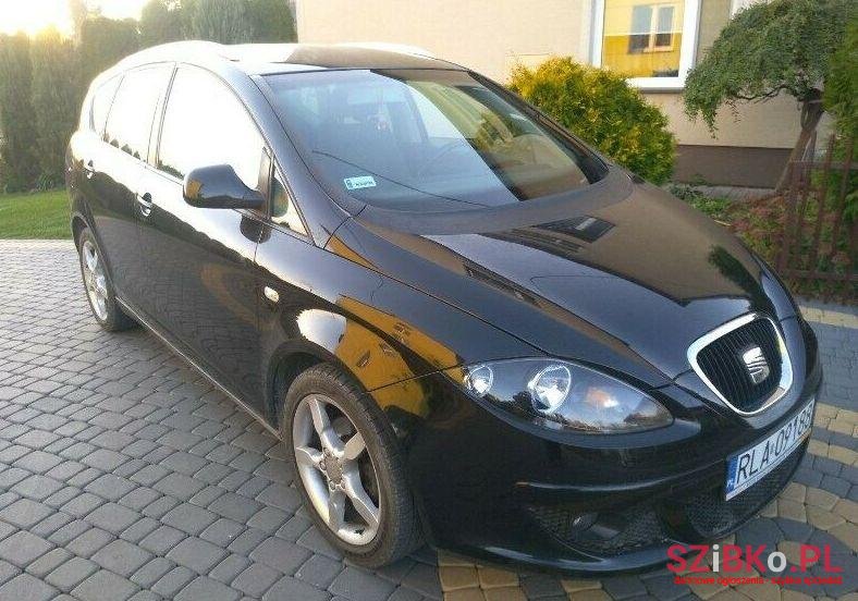 2007' SEAT Altea XL photo #1