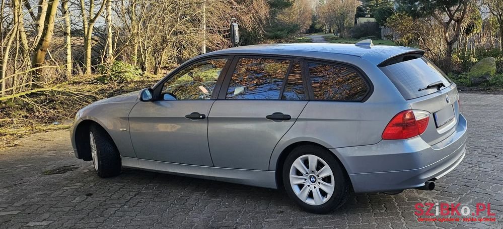 2006' BMW 3 Series 320I photo #5