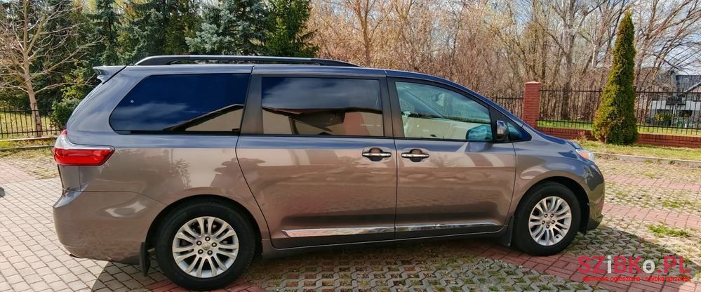 2015' Toyota Sienna 3.5 V6 Xle Awd photo #6
