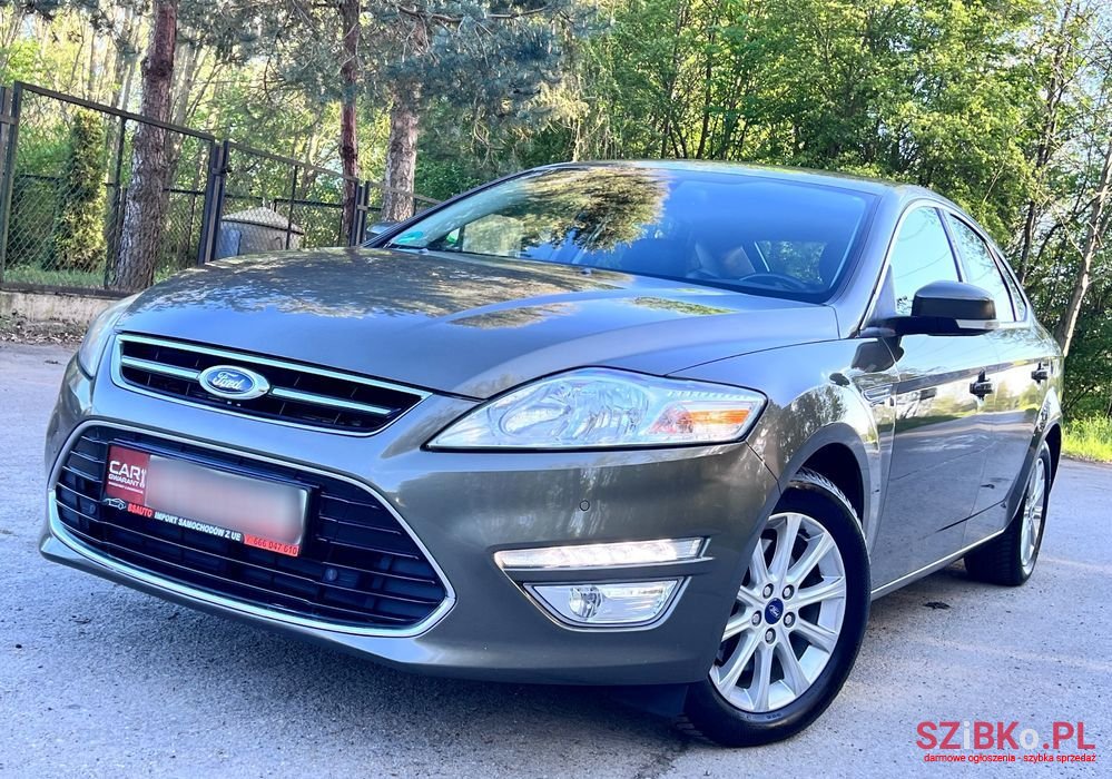 2012' Ford Mondeo photo #2