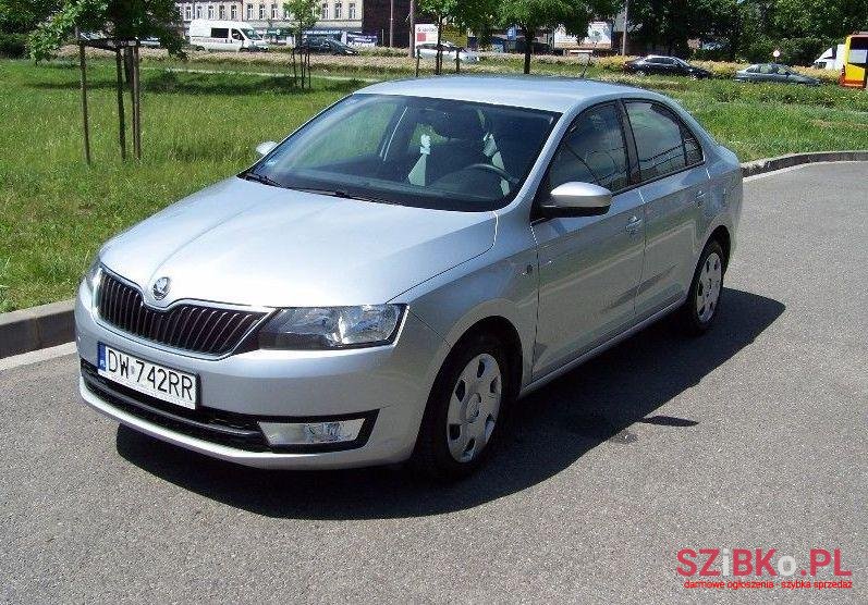 2013' Skoda Rapid photo #1