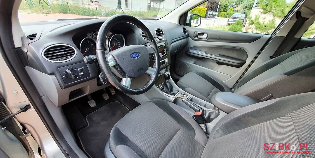 2008' Ford Focus photo #6