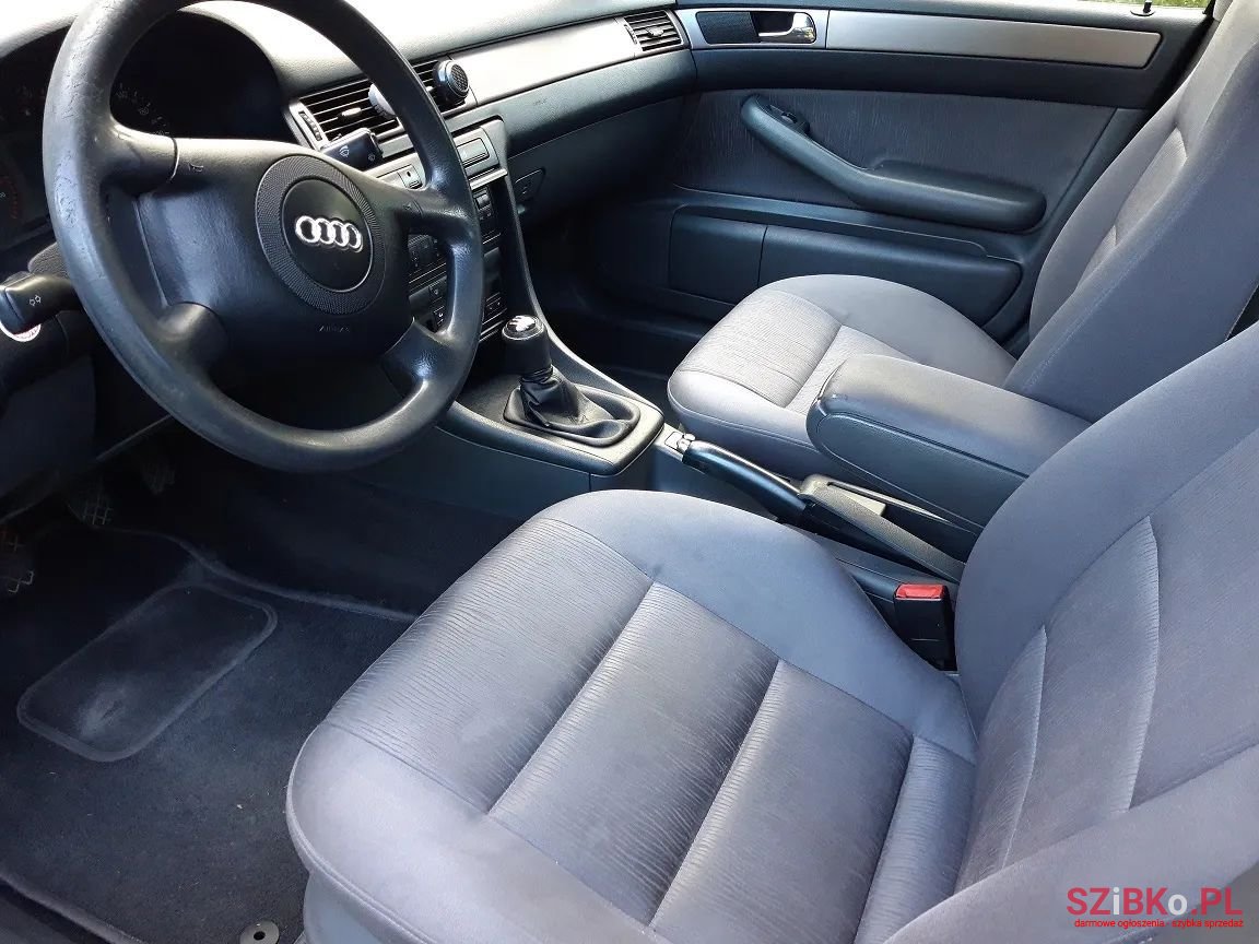 2001' Audi A6 photo #4