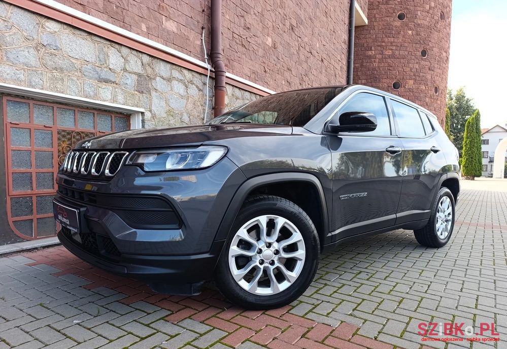 2022' Jeep Compass photo #2