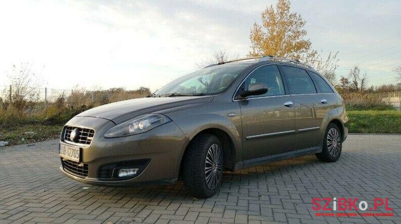 2009' Fiat Croma photo #3