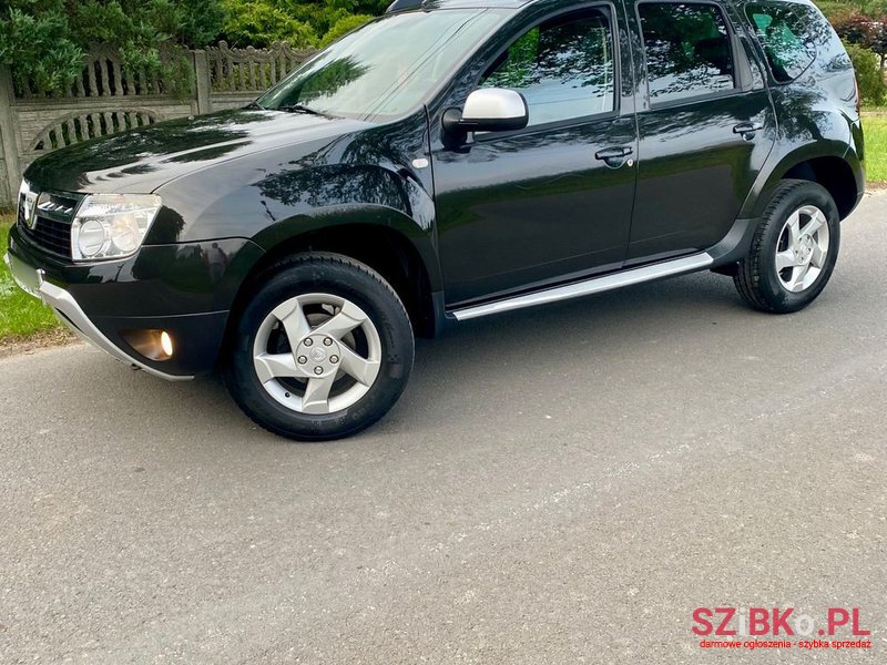 2011' Dacia Duster 1.6 16V 4X2 photo #2