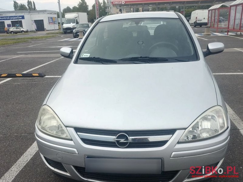 2003' Opel Corsa 1.2 16V Essentia photo #2