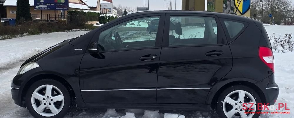 2009' Mercedes-Benz A-Class photo #6