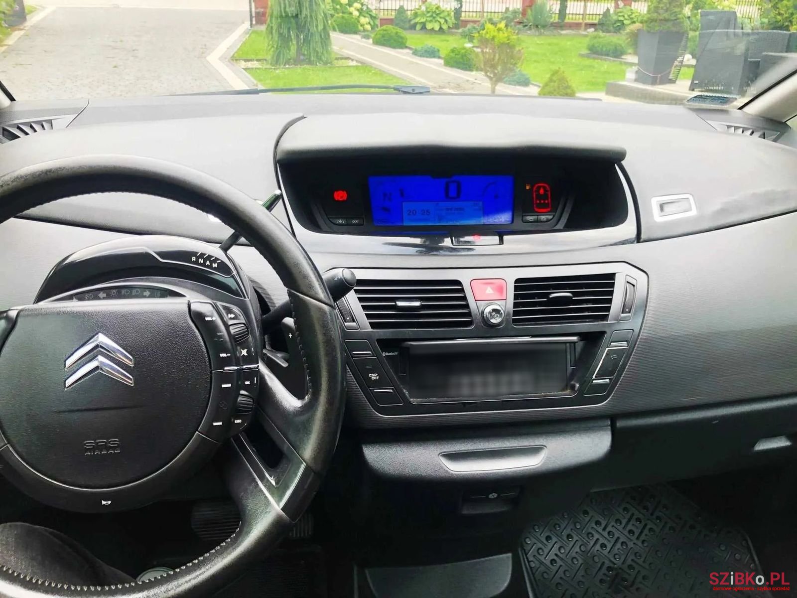 2008' Citroen C4 Picasso photo #5