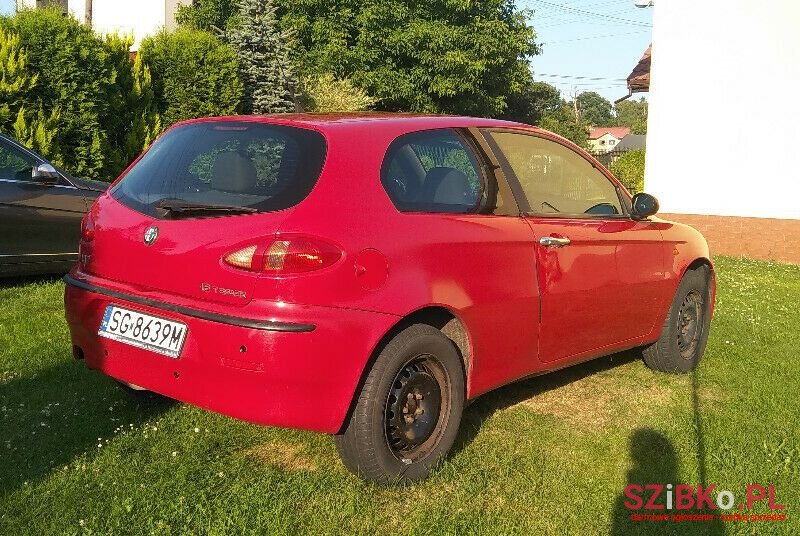 2003' Alfa Romeo 147 photo #6