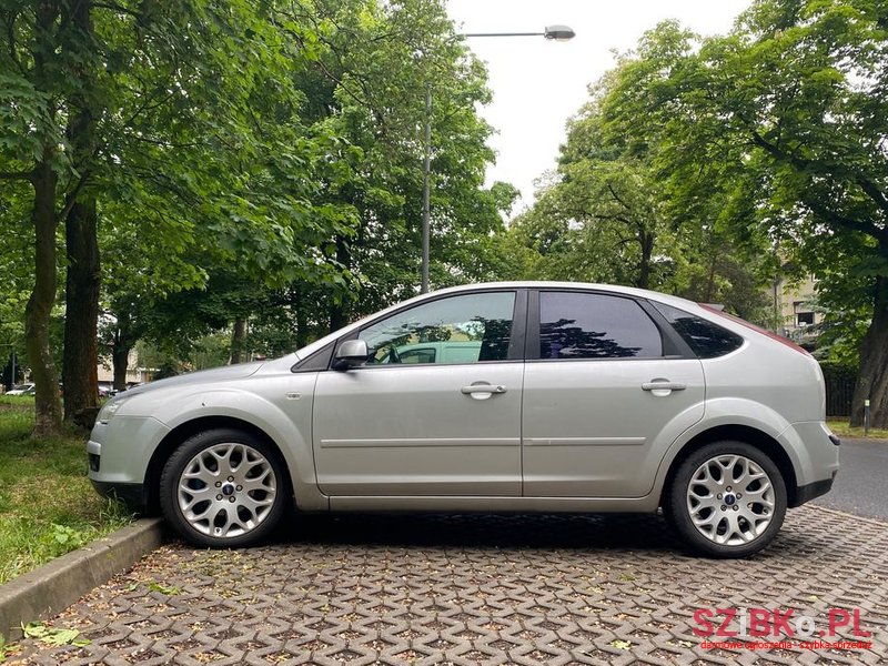 2007' Ford Focus photo #3