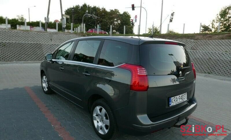 2014' Peugeot 5008 photo #4