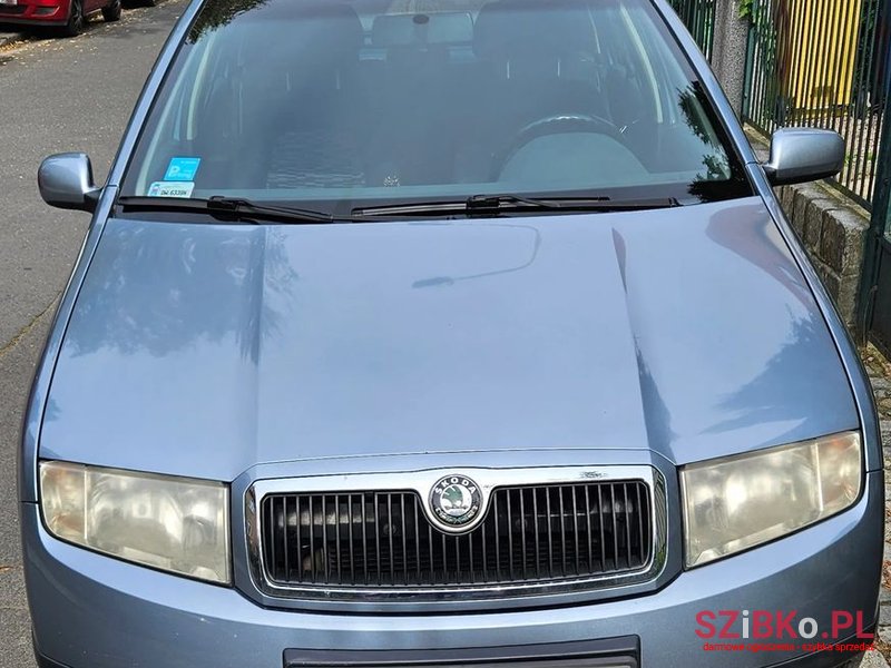 2004' Skoda Fabia photo #1