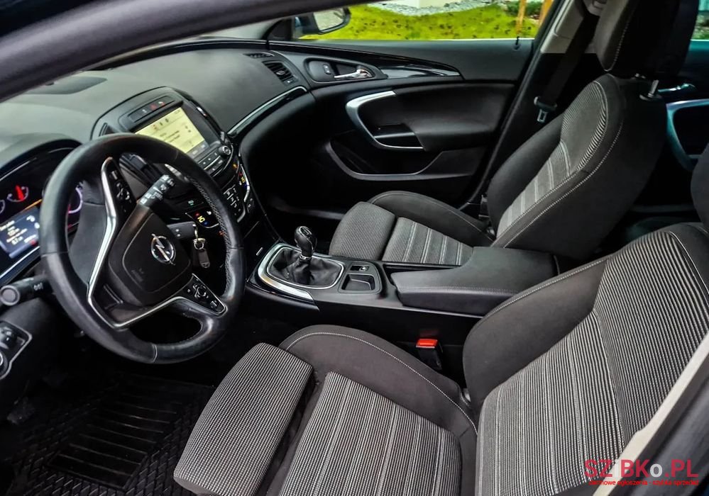 2015' Opel Insignia Sports Tourer photo #5