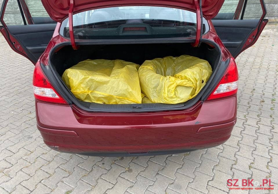 2007' Nissan Tiida photo #5