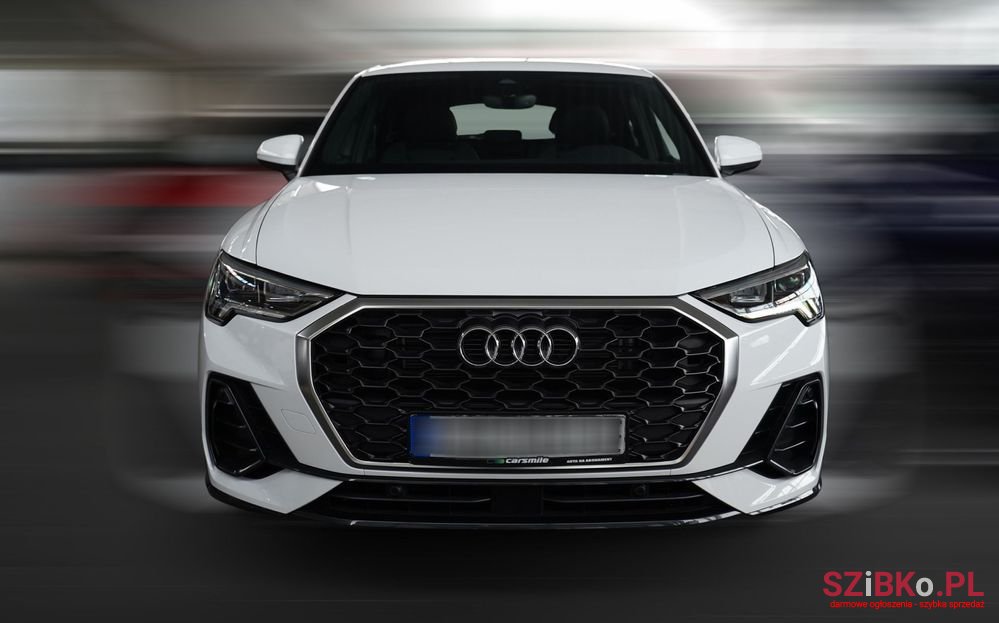 2023' Audi Q3 35 Tfsi Mhev S Tronic photo #1