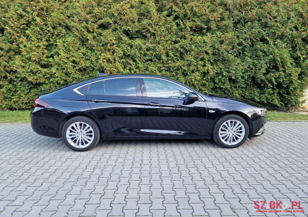 2017' Opel Insignia photo #5
