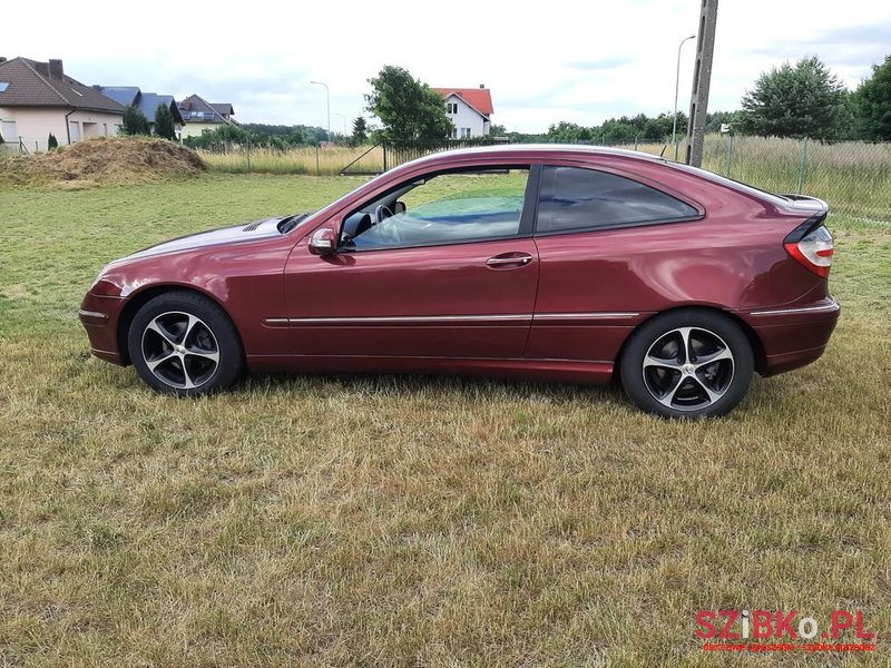 2004' Mercedes-Benz C-Class photo #4