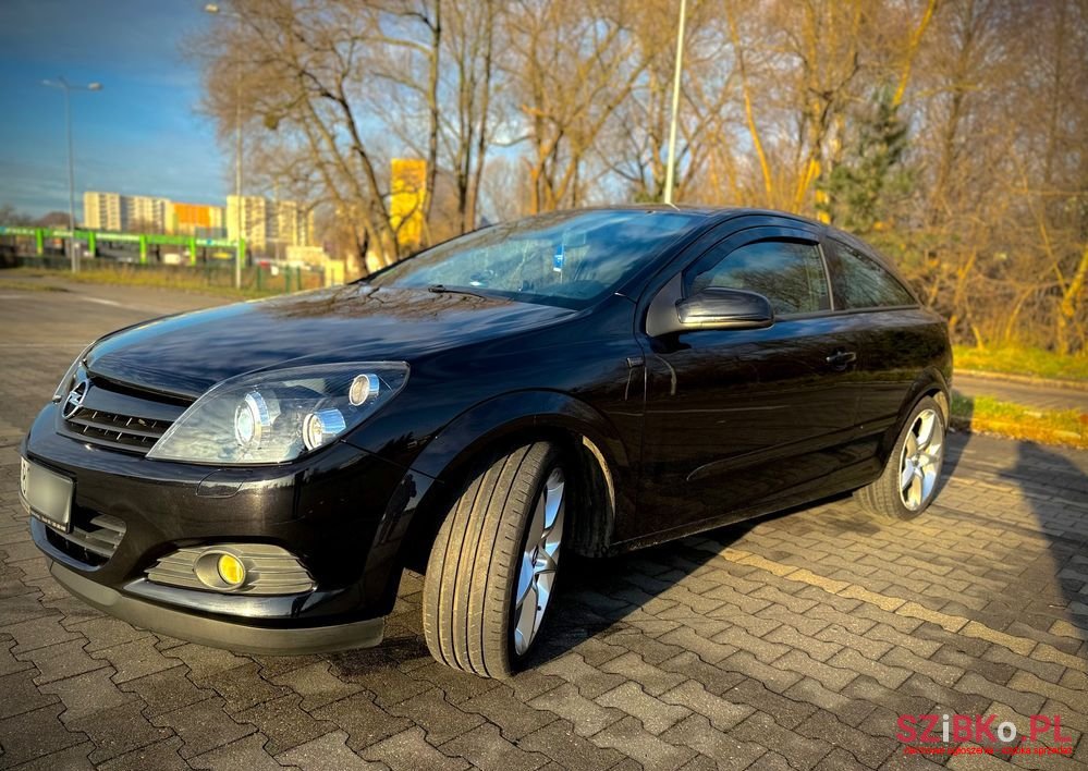 2005' Opel Astra Iii Gtc 1.8 Sport photo #2