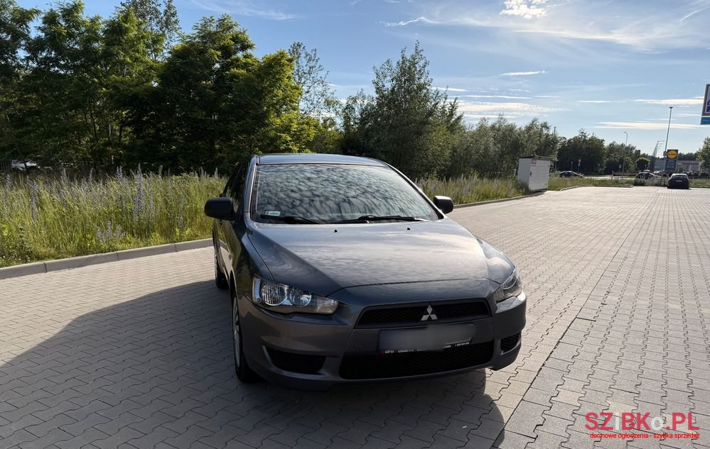 2009' Mitsubishi Lancer 1.5 Inform photo #1