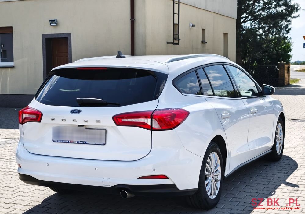 2020' Ford Focus photo #6