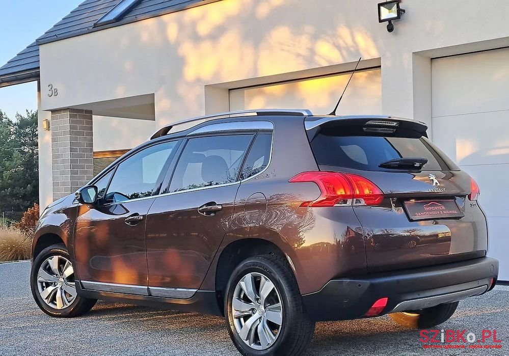 2013' Peugeot 2008 120 Vti Business-Line photo #5